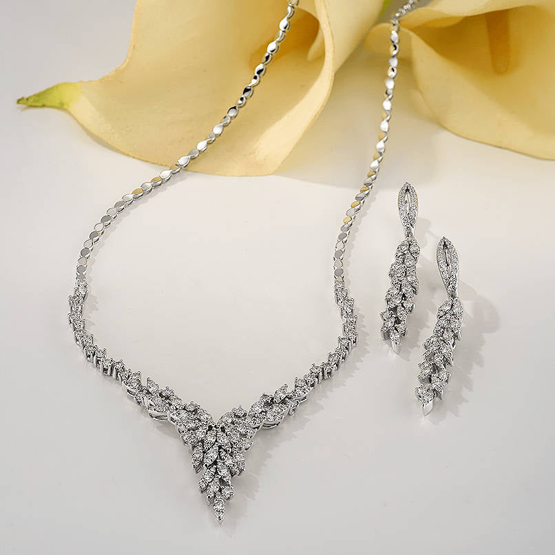 Design Diamond Earrings